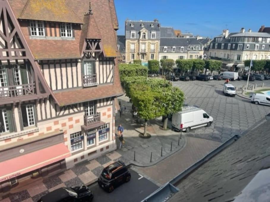 Appartement, Place Morny. Deauville Bagian luar foto